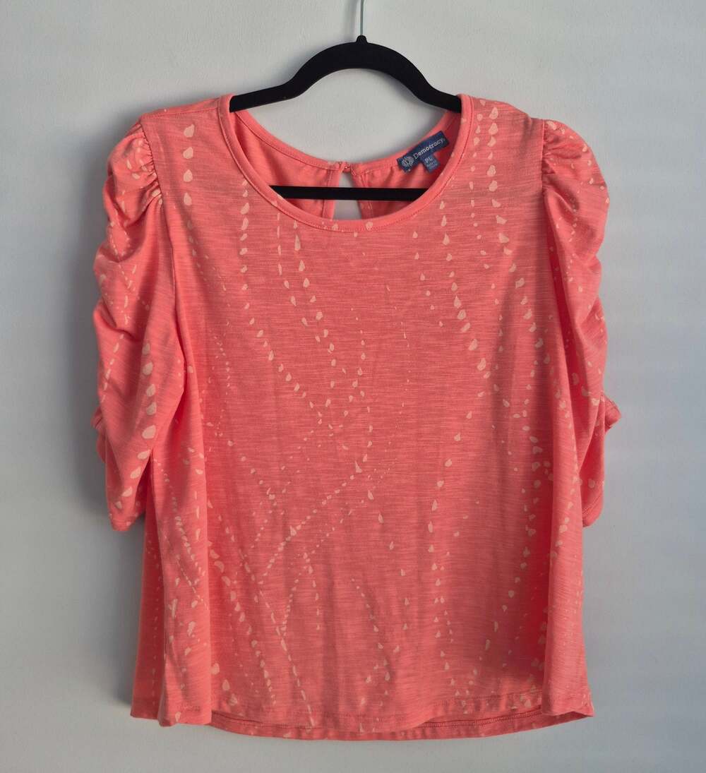 Democracy Coral Puff Short Sleeve Top - Size Petite Large